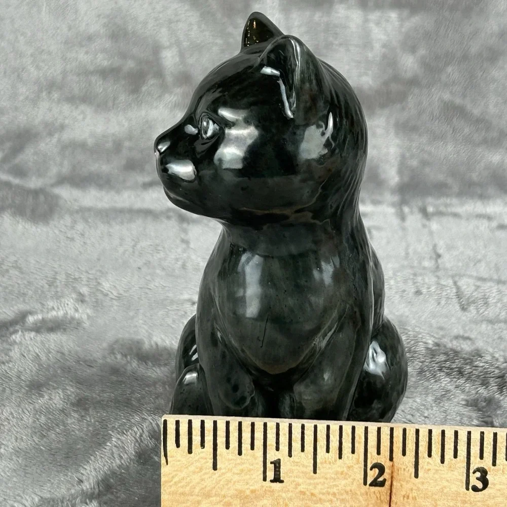 Vintage Ceramic Cat 5 inches White Paws Kitty Figurine Kitten Retro Kitsch Decor